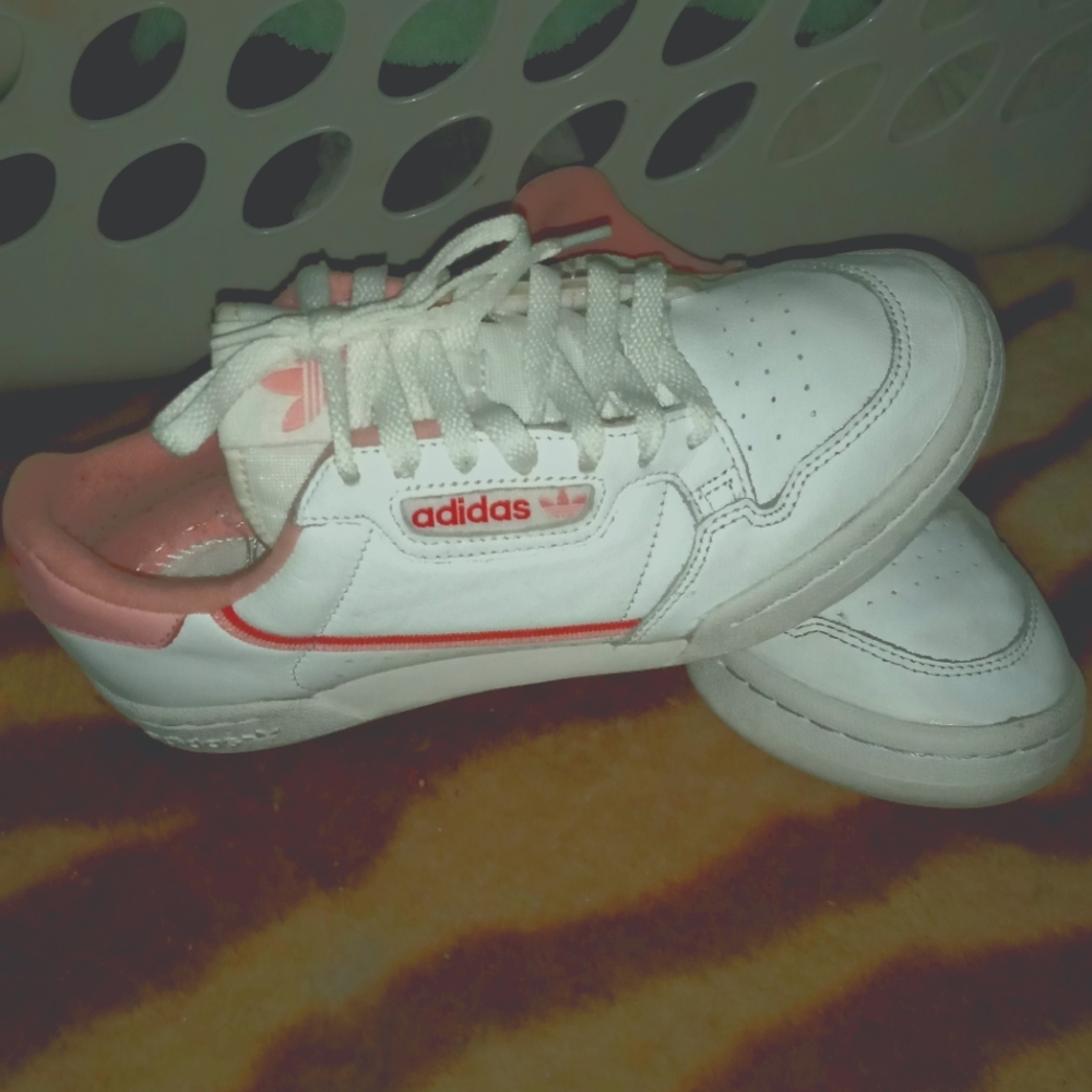 Women's Adidas CONTINENTAL 80 White/Pink